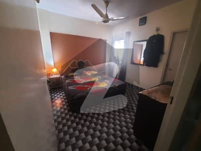 BUNGALOW FIR SALE 240 YARD BLOCK 13A GULSHAN E IQBAL