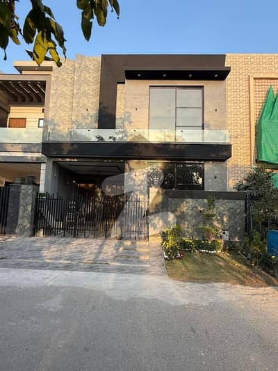 پام سٹی فیروزپور روڈ,لاہور میں 4 کمروں کا 5 مرلہ مکان 2.3 کروڑ میں برائے فروخت۔