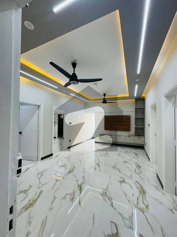 BRAND NEW APARTMENT FOR SALE BRAND NEW APARTMENT FOR SALE