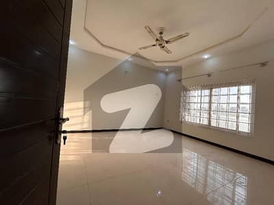 بی ۔ 17 اسلام آباد میں 3 کمروں کا 1 کنال بالائی پورشن 1.0 لاکھ میں کرایہ پر دستیاب ہے۔