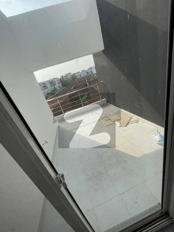 7 MARLA UPPER PORTION AVAILABLE FOR RENT 7 MARLA UPPER PORTION AVAILABLE FOR RENT