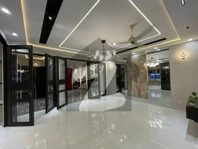 بحریہ ٹاؤن - اوورسیزبی بحریہ ٹاؤن اوورسیز انکلیو,بحریہ ٹاؤن,لاہور میں 5 کمروں کا 10 مرلہ مکان 1.4 لاکھ میں کرایہ پر دستیاب ہے۔ بحریہ ٹاؤن - اوورسیزبی بحریہ ٹاؤن اوورسیز انکلیو,بحریہ ٹاؤن,لاہور میں 5 کمروں کا 10 مرلہ مکان 1.4 لاکھ میں کرایہ پر دستیاب ہے۔