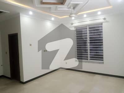 سوان گارڈن اسلام آباد میں 2 کمروں کا 10 مرلہ زیریں پورشن 55.0 ہزار میں کرایہ پر دستیاب ہے۔