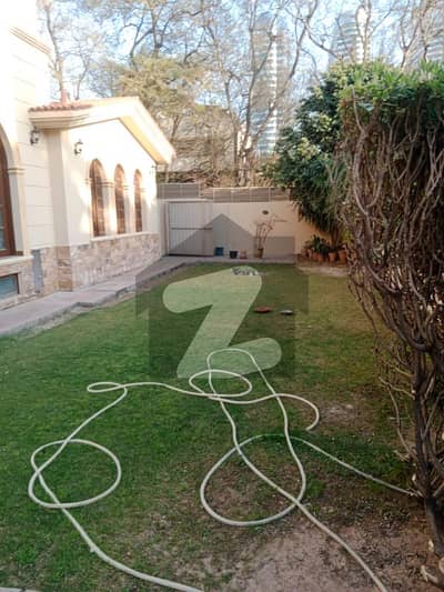 Elegant 6-Bedrooms Triple-Storey 666 Sq Yards 2 Sided Corner House For Rent In F-8 Elegant 6-Bedrooms Triple-Storey 666 Sq Yards 2 Sided Corner House For Rent In F-8