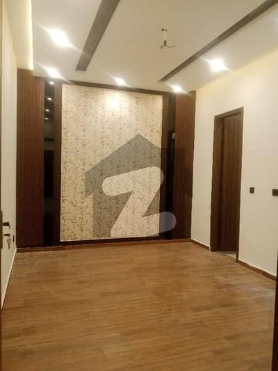 3.5Marla slightly Used Like Brand New House for sale In KB colony Main Air Port road
