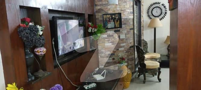 Defence VI 500yards 5 Beded Marble Flooring Huge Lounge Tiled Bath Huge Parking Reasonable Demand Prime Location