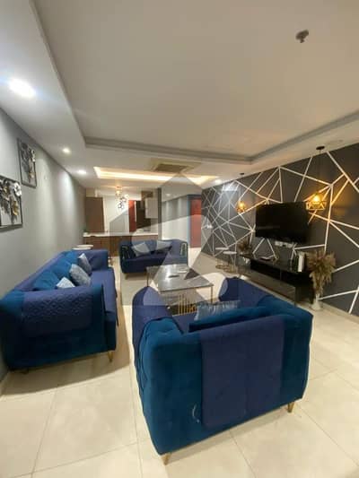 HORIZON PROPERTIES OFFER: 3 bed UnFurnished for rent In Gold Crest Mall & Residency, Phase 4, DHA Lahore