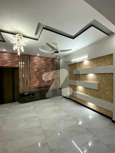 Brand New Upper Portion 3 Bed Attached Washroom Tv Lounge + Drawing Room Open Kitchen Water Bore Separate Meter