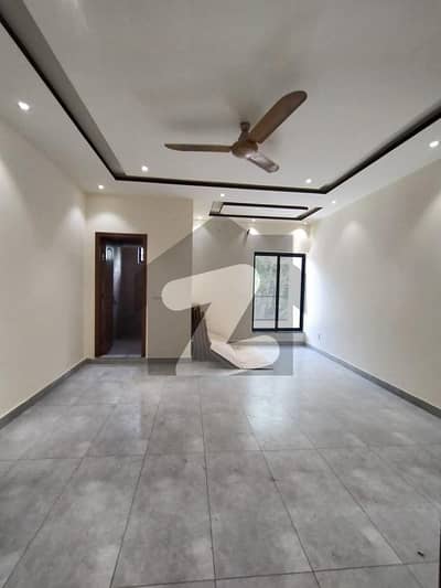 گلبرگ 2 گلبرگ,لاہور میں 3 کمروں کا 12 مرلہ بالائی پورشن 2.0 لاکھ میں کرایہ پر دستیاب ہے۔