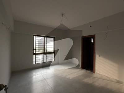 FALAKNAZ TWIN TOWER FLAT FOR SALE