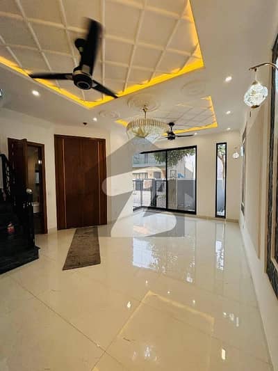 جناح گارڈنز ایف ای سی ایچ ایس,اسلام آباد میں 2 کمروں کا 7 مرلہ زیریں پورشن 65.0 ہزار میں کرایہ پر دستیاب ہے۔