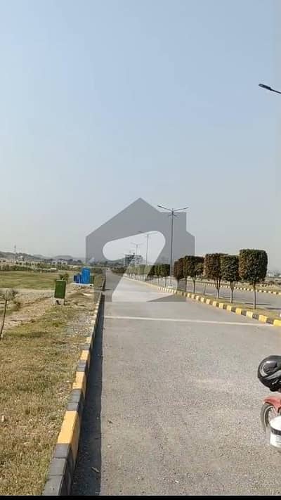 5 Marla Plot For Sale Near Masjid Ibrahim In Faisal Hills B Block Plot#4706