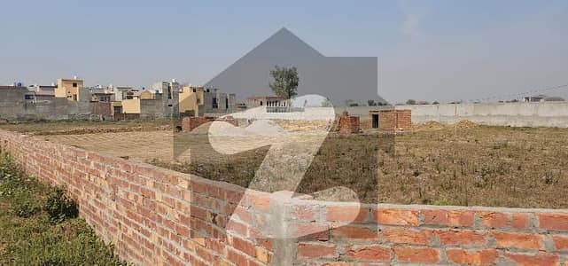 بیدیاں روڈ لاہور میں 1 کنال رہائشی پلاٹ 70.0 لاکھ میں برائے فروخت۔ بیدیاں روڈ لاہور میں 1 کنال رہائشی پلاٹ 70.0 لاکھ میں برائے فروخت۔