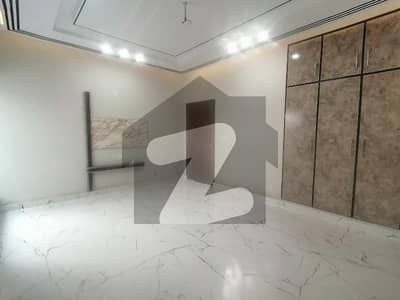 بخ ولاز فیز 2 - مانک بلاک بوچ ایگزیکٹو ولاز - فیز 2,بش ایگزیکٹو ولاز,ملتان میں 4 کمروں کا 5 مرلہ مکان 2.2 کروڑ میں برائے فروخت۔