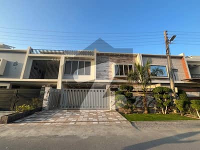 Full Furnished 10 Marla House Available In Buch Villas Phase 2 - Afzal Block For Sale