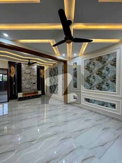 5 MARLA FULL HOUSE AVAILABLE FOR RENT