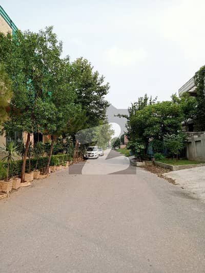 KANAL Plot For Sale in Police Foundation Islamabad