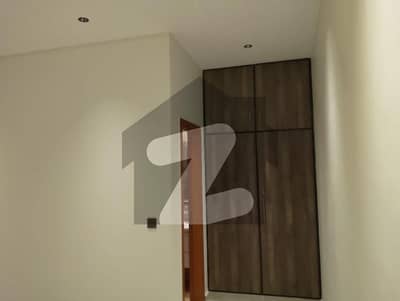 اے ڈبلیو ٹی فیز 2 اے ڈبلیو ٹی آرمی ویلفیئر ٹرسٹ,رائیونڈ روڈ,لاہور میں 3 کمروں کا 10 مرلہ بالائی پورشن 43.0 ہزار میں کرایہ پر دستیاب ہے۔