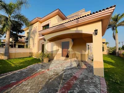 14 Marla Corner House Available For Sale In Lake City Sector M-1