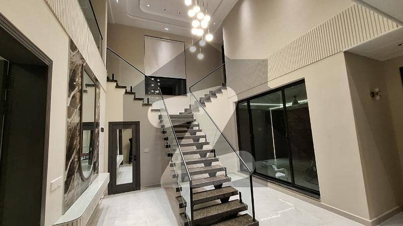 عبداللہ گارڈنز ایسٹ کینال روڈ,کینال روڈ,فیصل آباد میں 6 کمروں کا 1 کنال مکان 13.0 کروڑ میں برائے فروخت۔ عبداللہ گارڈنز ایسٹ کینال روڈ,کینال روڈ,فیصل آباد میں 6 کمروں کا 1 کنال مکان 13.0 کروڑ میں برائے فروخت۔