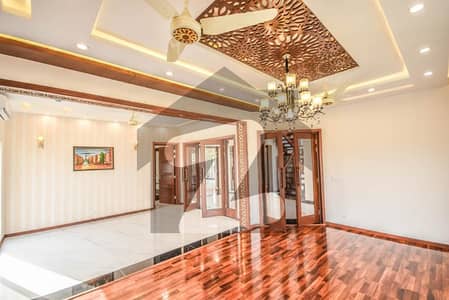 One Kanal Slightly Used Ultra Modern Designer Owner Build House Available For Sale In Dha Phase 4 Hot Location Near By Masjid Park Market