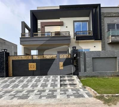 9 Marla brand New Modern House for sale
