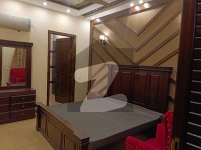 ڈی ایچ اے فیز 8 سابقہ ایئر ایوینیو ڈی ایچ اے فیز 8,ڈی ایچ اے ڈیفینس,لاہور میں 1 کمرے کا 4 مرلہ بالائی پورشن 40.0 ہزار میں کرایہ پر دستیاب ہے۔