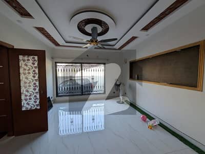 DHA 1 KANAL Slightly Used Condition Upper portion for rent DHA 1 KANAL Slightly Used Condition Upper portion for rent