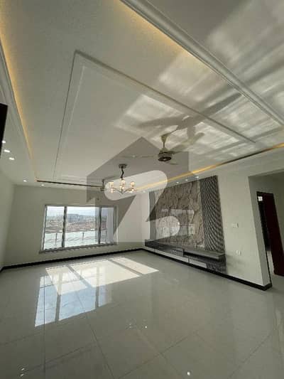 1 Kanal Ground & First Floor House For Sale Ideal Location