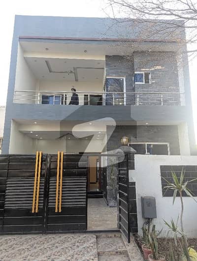 Lake City 7 Marla House Available For Rent