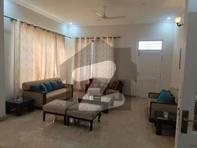 سوان گارڈن ۔ بلاک ایچ سوان گارڈن,اسلام آباد میں 3 کمروں کا 1 کنال زیریں پورشن 70.0 ہزار میں کرایہ پر دستیاب ہے۔