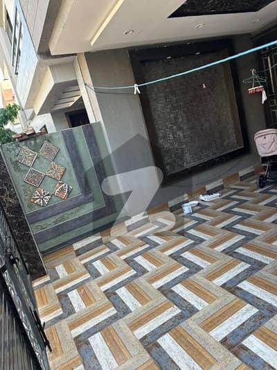 بحریہ ٹاؤن ۔ بلاک بی بی بحریہ ٹاؤن سیکٹرڈی,بحریہ ٹاؤن,لاہور میں 3 کمروں کا 5 مرلہ مکان 2.3 کروڑ میں برائے فروخت۔