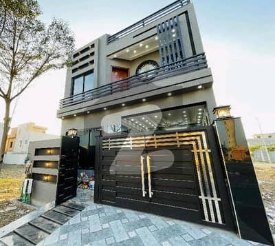 Prime Location 5 Marla House For sale In Royal Palm City Gujranwala In Only Rs. 21000000