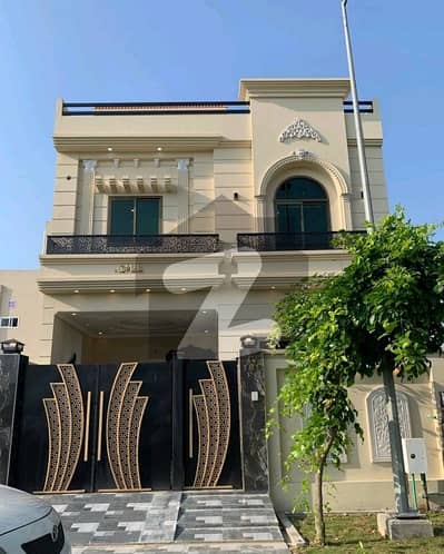 Prime Location Royal Palm City House For sale Sized 5 Marla