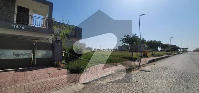 بحریہ ٹاؤن فیز 8 ۔ سیکٹر ایف - 1 بحریہ ٹاؤن فیز 8,بحریہ ٹاؤن راولپنڈی,راولپنڈی میں 14 مرلہ رہائشی پلاٹ 1.25 کروڑ میں برائے فروخت۔