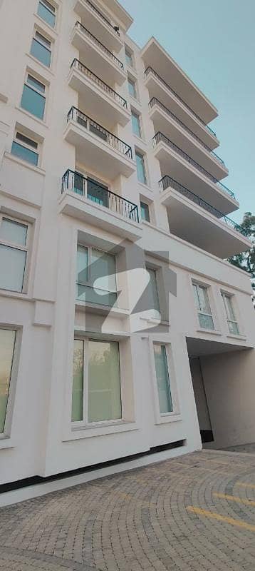 ایم ایم عالم روڈ گلبرگ,لاہور میں 1 کمرے کا 3 مرلہ فلیٹ 1.4 لاکھ میں کرایہ پر دستیاب ہے۔