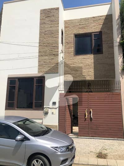 ڈی ایچ اے فیز 8 - زون بی ڈی ایچ اے فیز 8,ڈی ایچ اے ڈیفینس,کراچی میں 4 کمروں کا 5 مرلہ مکان 3.0 لاکھ میں کرایہ پر دستیاب ہے۔