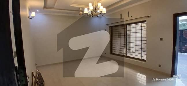 ای ۔ 11 اسلام آباد میں 3 کمروں کا 14 مرلہ زیریں پورشن 1.35 لاکھ میں کرایہ پر دستیاب ہے۔