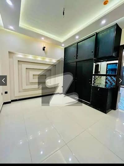 جوبلی ٹاؤن لاہور میں 5 کمروں کا 5 مرلہ مکان 2.18 کروڑ میں برائے فروخت۔