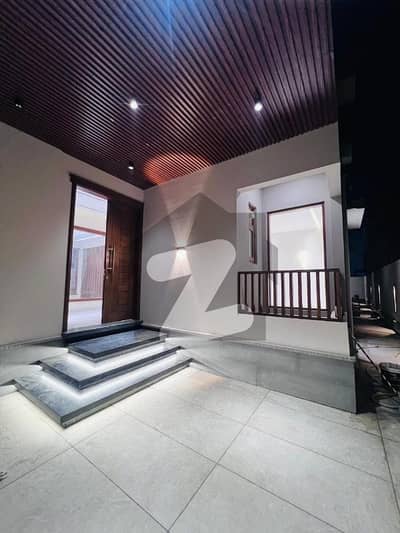 ڈی ایچ اے فیز 8 ڈی ایچ اے ڈیفینس,کراچی میں 6 کمروں کا 1 کنال مکان 8.5 لاکھ میں کرایہ پر دستیاب ہے۔ ڈی ایچ اے فیز 8 ڈی ایچ اے ڈیفینس,کراچی میں 6 کمروں کا 1 کنال مکان 8.5 لاکھ میں کرایہ پر دستیاب ہے۔