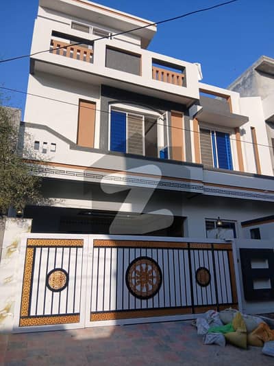 ائیرپورٹ ہاؤسنگ سوسائٹی راولپنڈی میں 4 کمروں کا 6 مرلہ مکان 2.4 کروڑ میں برائے فروخت۔