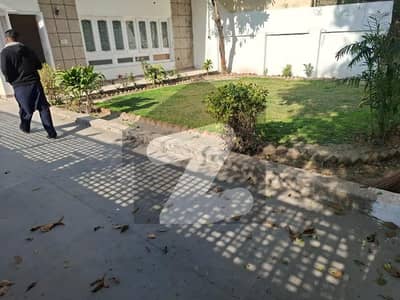 Full House 3 Bed DD LOUNGE Front Back Lush Green Lawn Available For Rent Full House 3 Bed DD LOUNGE Front Back Lush Green Lawn Available For Rent