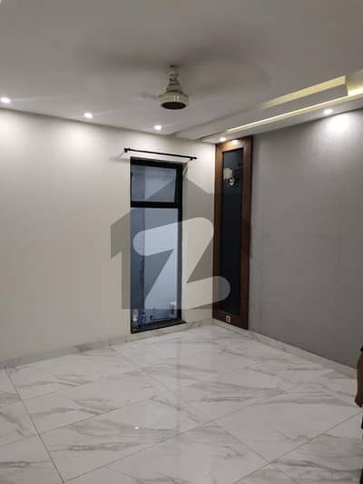 ٹی آئی پی ہاؤسنگ سوسائٹی لاہور میں 3 کمروں کا 10 مرلہ بالائی پورشن 65.0 ہزار میں کرایہ پر دستیاب ہے۔ ٹی آئی پی ہاؤسنگ سوسائٹی لاہور میں 3 کمروں کا 10 مرلہ بالائی پورشن 65.0 ہزار میں کرایہ پر دستیاب ہے۔