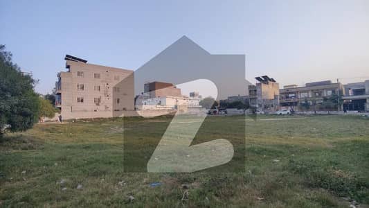 *1 Kanal Semi-Commercial Plot for Sale* in Airlines Housing Society, Lahore