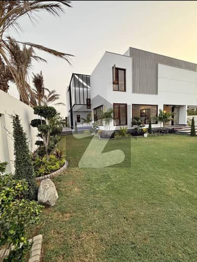 OLD HOUSE 1500 YARD FOR SALE IN GULSHAN E IQBAL BLOCK 7 NEAR TO MAIN ROAD IDEAL LOCATION