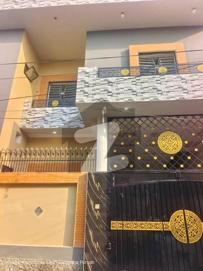 نیو سیٹلائٹ ٹاؤن سرگودھا میں 4 کمروں کا 6 مرلہ مکان 1.6 کروڑ میں برائے فروخت۔