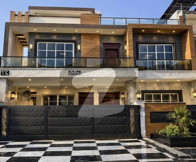 G-13/4 NEW 40X80 HOUSE VERY GOOD LOCATION