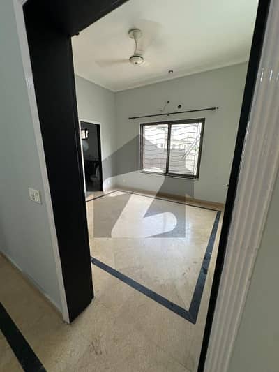 10 Marla Upper Portion For Rent Facing Park