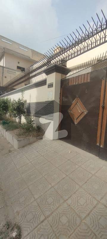 گلستانِِ جوہر ۔ بلاک 3 گلستانِ جوہر,کراچی میں 5 کمروں کا 16 مرلہ مکان 5.8 کروڑ میں برائے فروخت۔