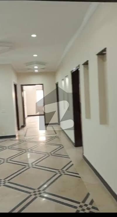 1 Kanal House For Rent